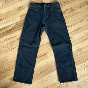 [SOLD] Vintage Wrangler High Waist Jeans with Raw Hem
